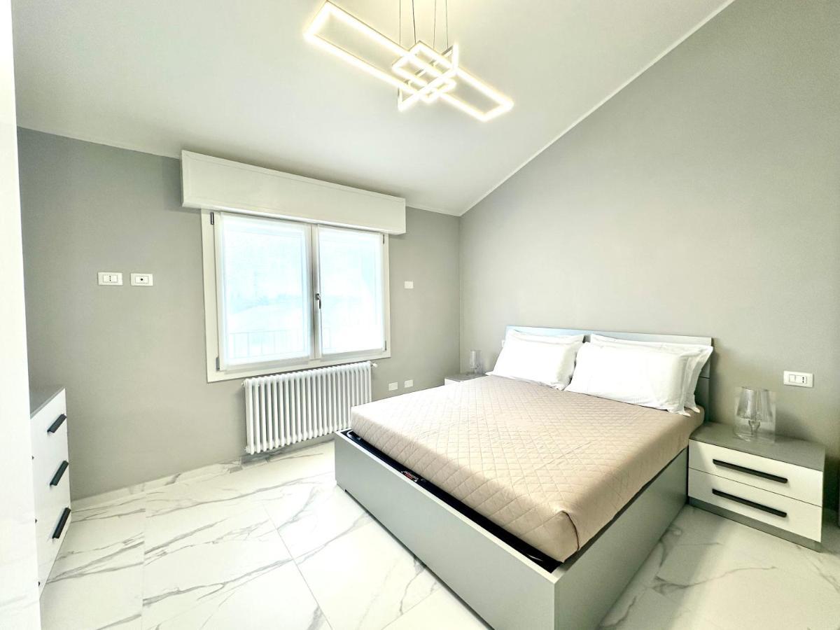Donnino Apartments Fidenza Exterior foto